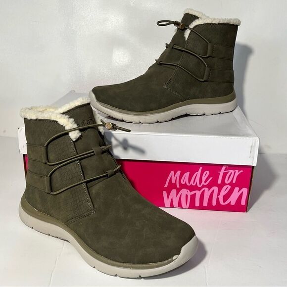 Ryka - Evie Exotic Leather Cold Weather Winter & Snow Boots - Picture 5 of 6